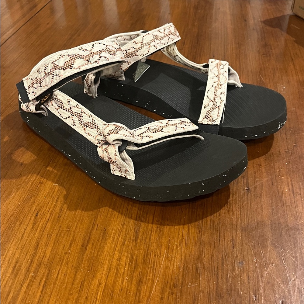 Teva Universal Sandals Shoes new Mens Size 11 / Women’s 13
